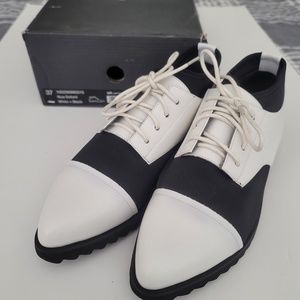 NEW IN BOX WOMENS UNITED NUDE OXFORD (EU 37/ US 6.5)